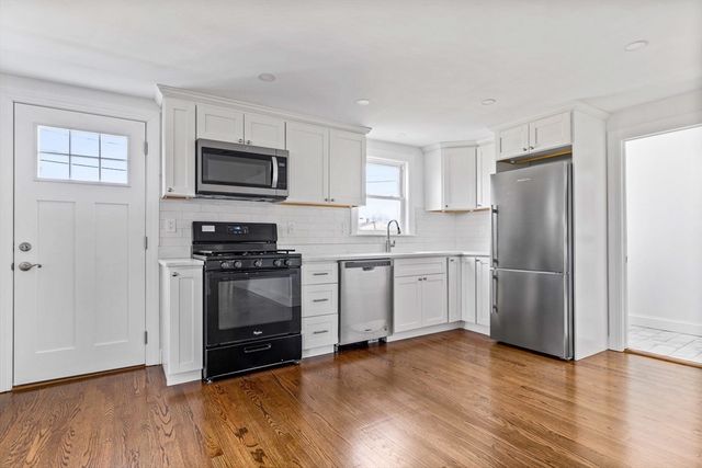 90 Packard Ave 0, Hull, MA 02045