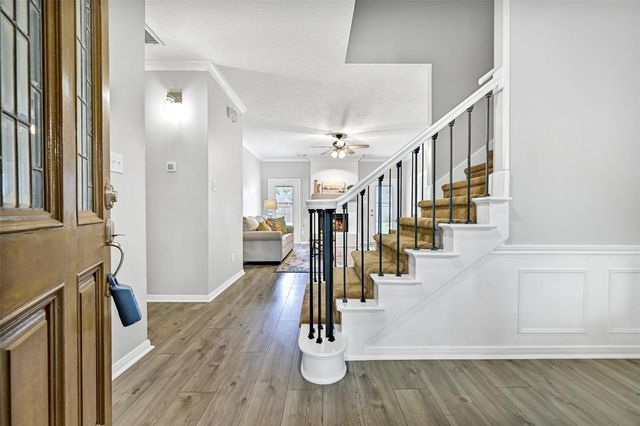 1219 Merriewood Drive, Friendswood, TX 77546