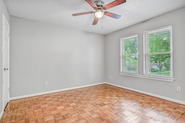 1219 Merriewood Drive, Friendswood, TX 77546