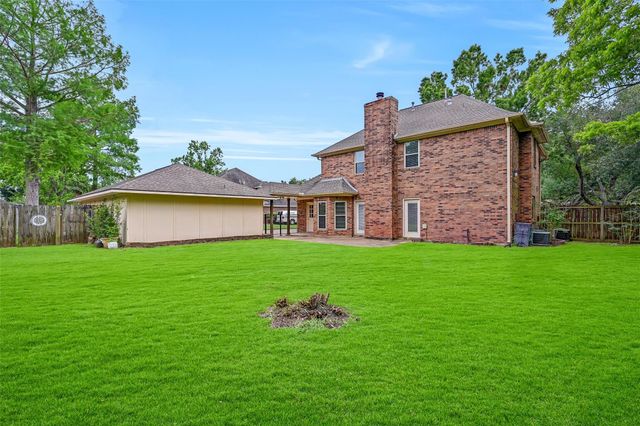 1219 Merriewood Drive, Friendswood, TX 77546
