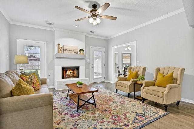 1219 Merriewood Drive, Friendswood, TX 77546