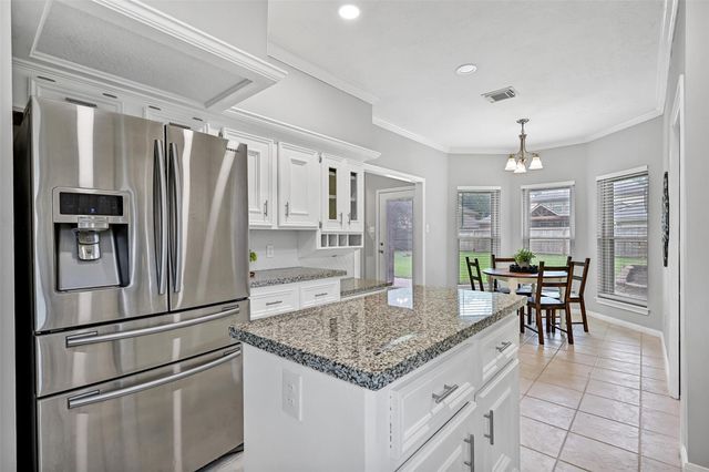 1219 Merriewood Drive, Friendswood, TX 77546