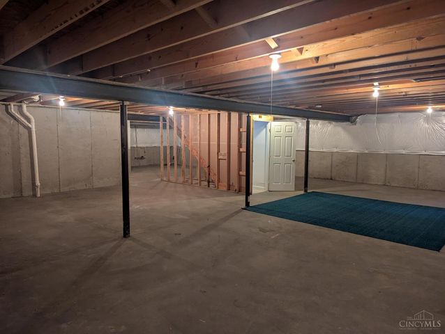 1148 Turfway Court, Lebanon, OH 45036