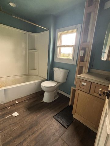 245 Monroe Street, Brooklyn, MI 49230