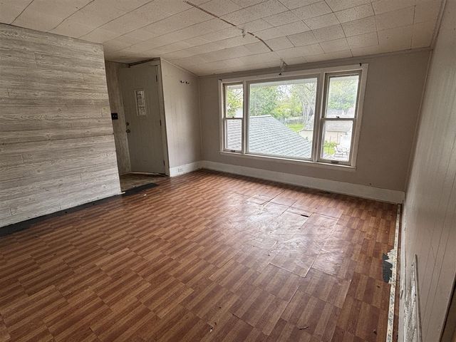 245 Monroe Street, Brooklyn, MI 49230