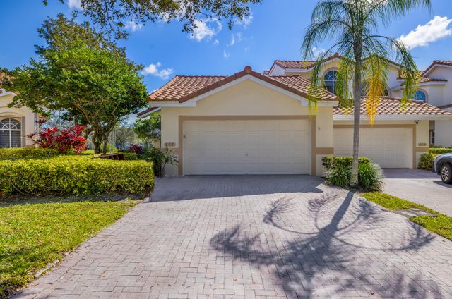 608 W Palm Aire Drive 608, Pompano Beach, FL 33069