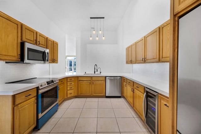 608 W Palm Aire Drive 608, Pompano Beach, FL 33069