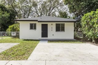 2316-2318 NW 98th Street, Miami, FL 33147