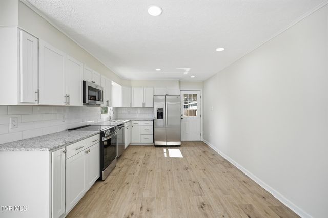 1506 East Mountain View Avenue, Big Stone Gap, VA 24219