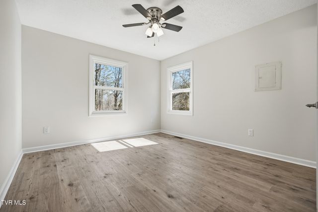 1506 East Mountain View Avenue, Big Stone Gap, VA 24219