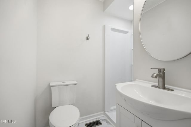 1506 East Mountain View Avenue, Big Stone Gap, VA 24219