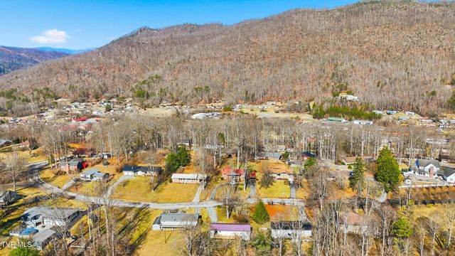 1506 East Mountain View Avenue, Big Stone Gap, VA 24219