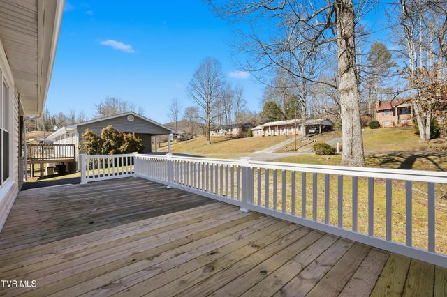 1506 East Mountain View Avenue, Big Stone Gap, VA 24219
