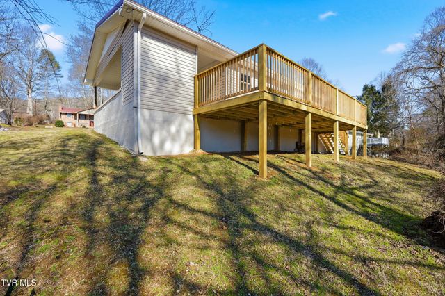 1506 East Mountain View Avenue, Big Stone Gap, VA 24219