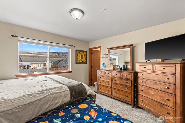 1364 Duram Drive, East Wenatchee, WA 98802