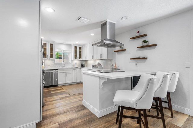 671 Lindell Boulevard, Delray Beach, FL 33444