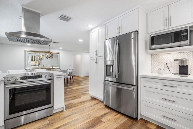 671 Lindell Boulevard, Delray Beach, FL 33444