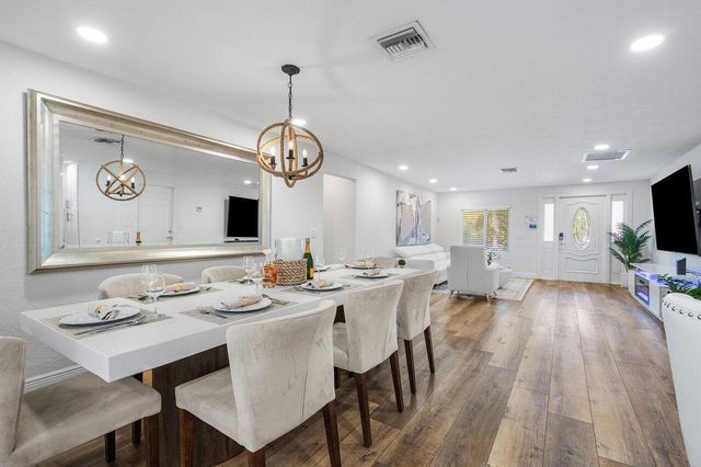 671 Lindell Boulevard, Delray Beach, FL 33444