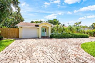 671 Lindell Boulevard, Delray Beach, FL 33444