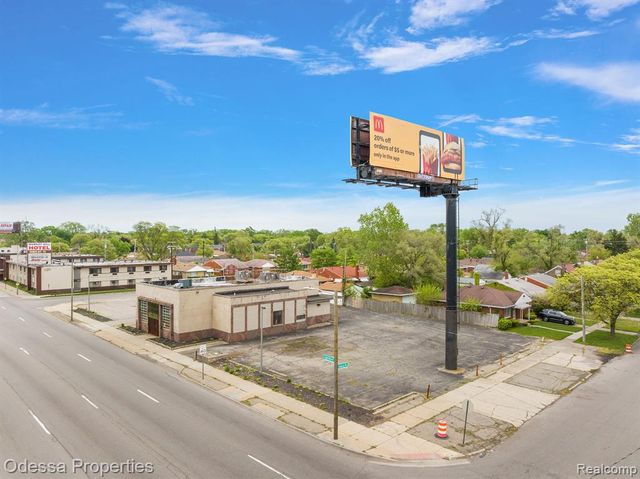 16301 W 8 Mile Road, Detroit, MI 48235