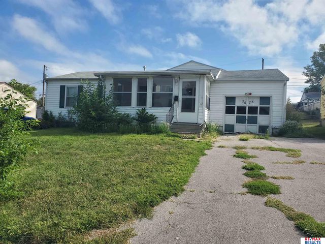 7675 S 41st Avenue, Bellevue, NE 68147