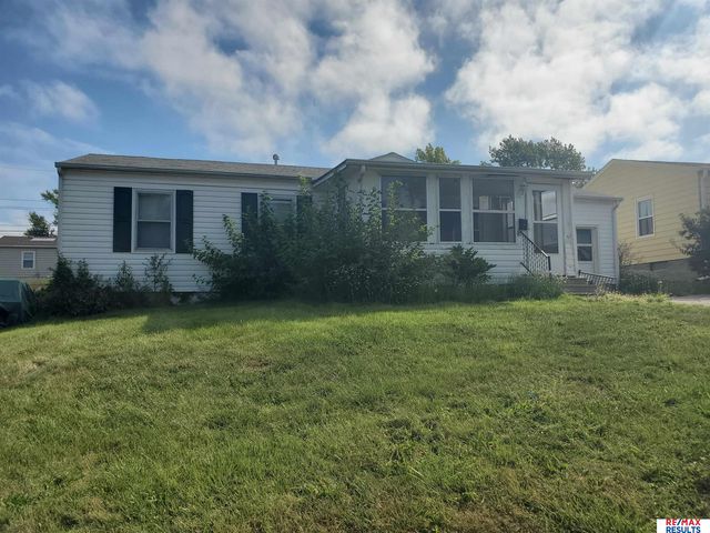 7675 S 41st Avenue, Bellevue, NE 68147