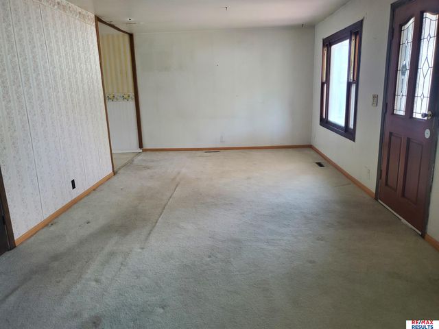 7675 S 41st Avenue, Bellevue, NE 68147