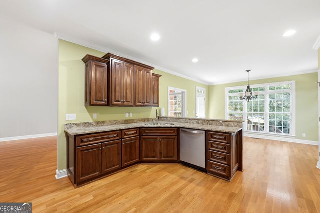 214 Oakleaf Drive, Macon, GA 31210