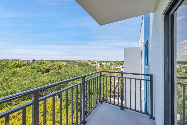 840 NE 130th St 508, North Miami, FL 33161