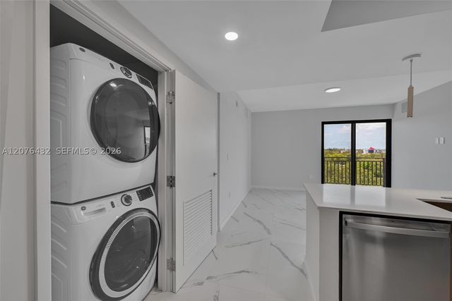 840 NE 130th St 508, North Miami, FL 33161