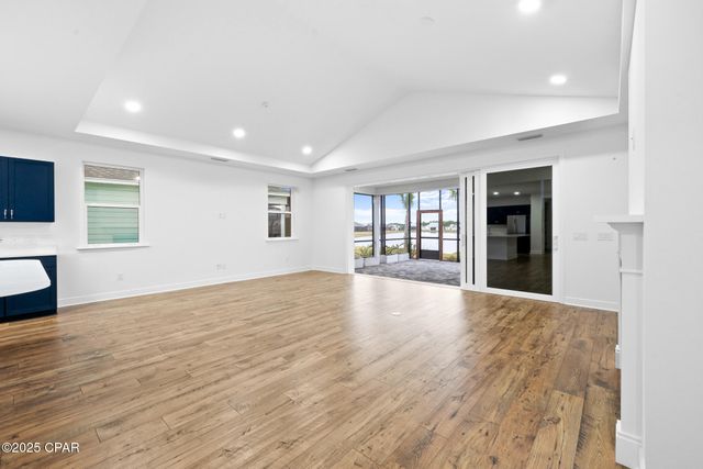 9433 Escape Avenue, Panama City Beach, FL 32413