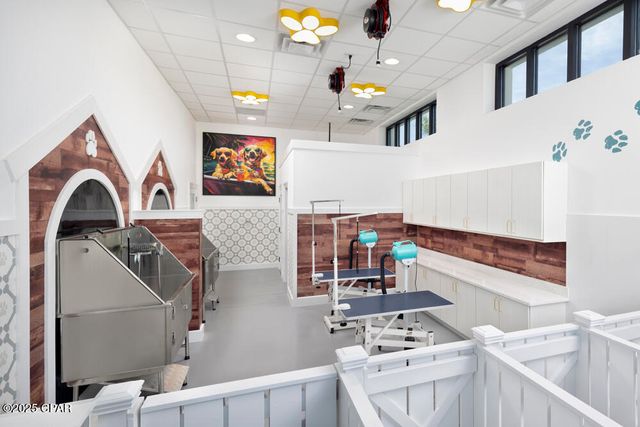 9433 Escape Avenue, Panama City Beach, FL 32413