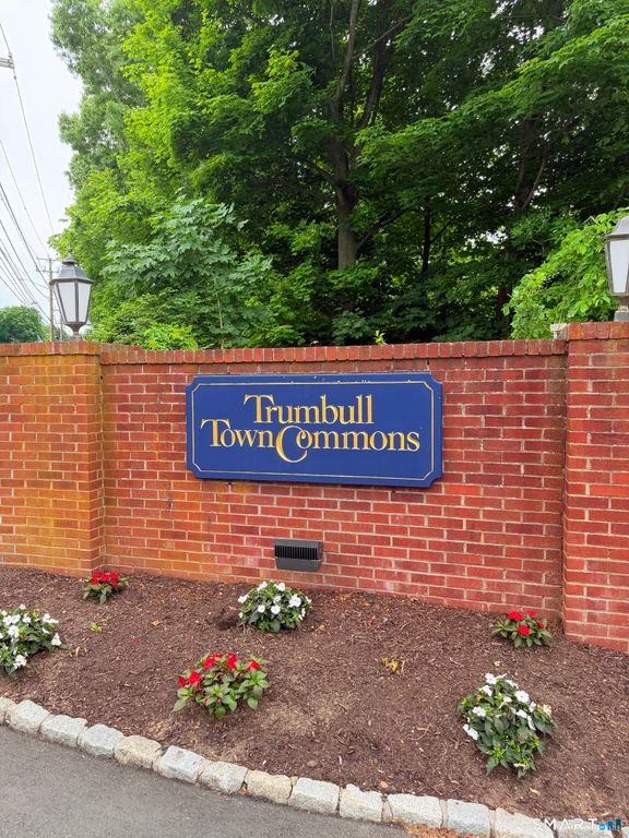 187 Mayfield Drive 187, Trumbull, CT 06611
