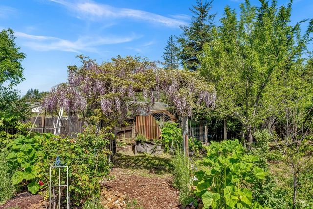 15314 Summit Blvd, Cobb, CA 95426
