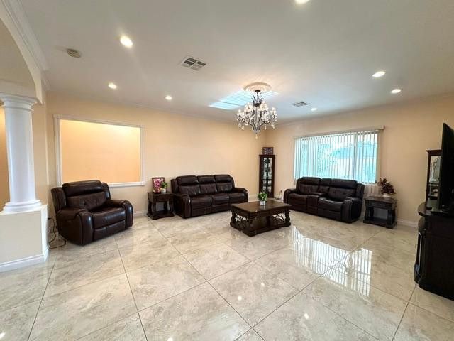 6830 N 14th Street, Phoenix, AZ 85014