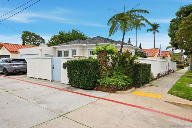 1210 3rd Street, Coronado, CA 92118