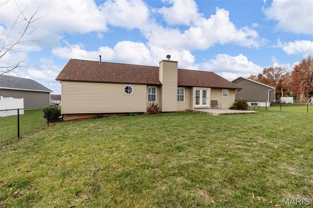 120 Palace Way Drive, Troy, MO 63379