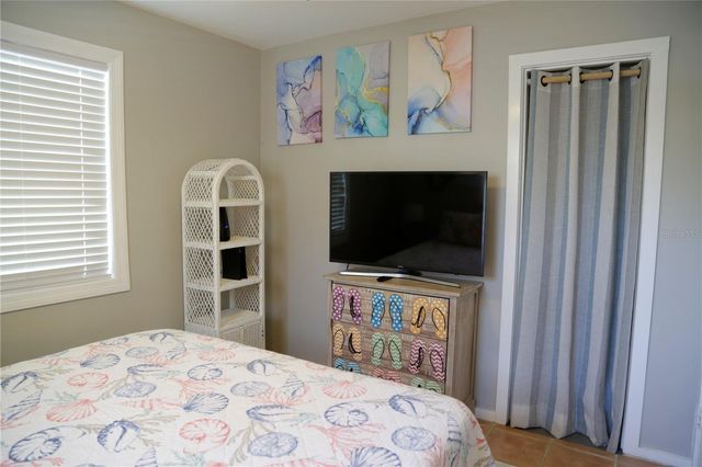 1999 N BETTY LANE, Clearwater, FL 33755