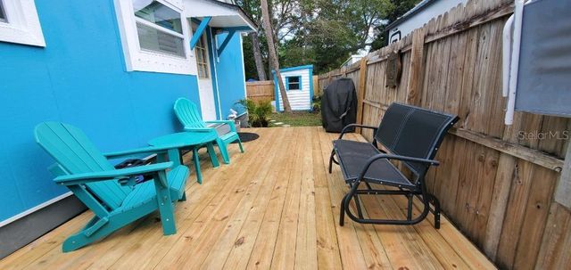 1999 N BETTY LANE, Clearwater, FL 33755