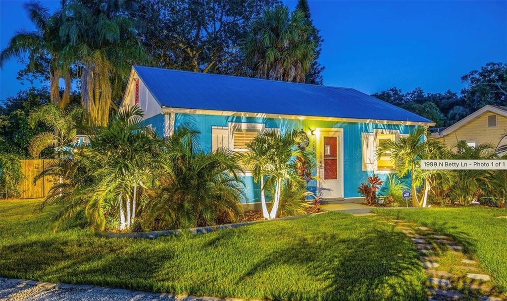 1999 N BETTY LANE, Clearwater, FL 33755