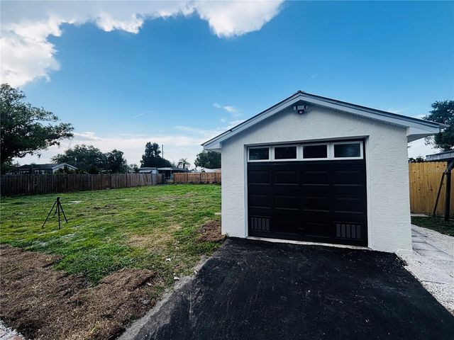 37421 LUPINE DRIVE, Zephyrhills, FL 33541