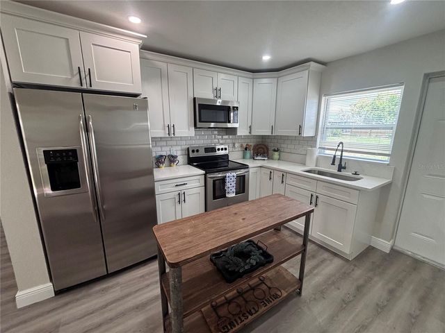 37421 LUPINE DRIVE, Zephyrhills, FL 33541