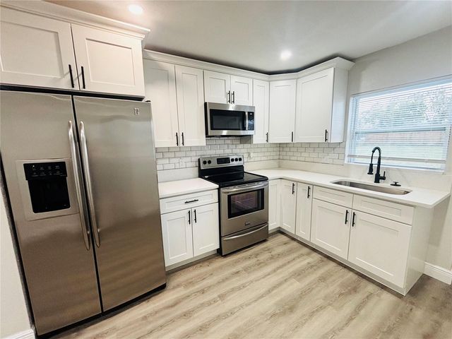 37421 LUPINE DRIVE, Zephyrhills, FL 33541