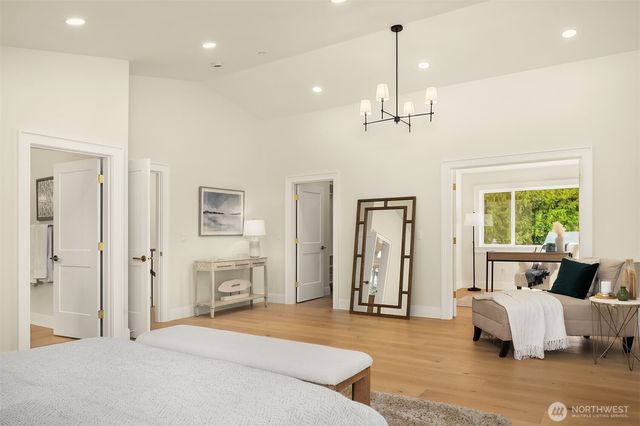 10010 161st Avenue NE, Redmond, WA 98052