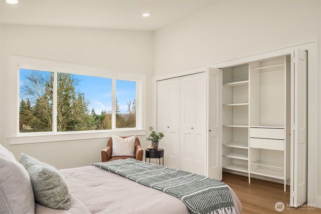 10010 161st Avenue NE, Redmond, WA 98052