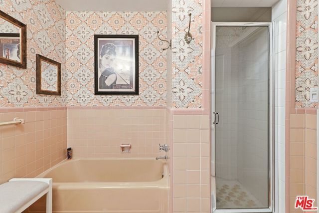 11333 Berwick Street, Los Angeles, CA 90049