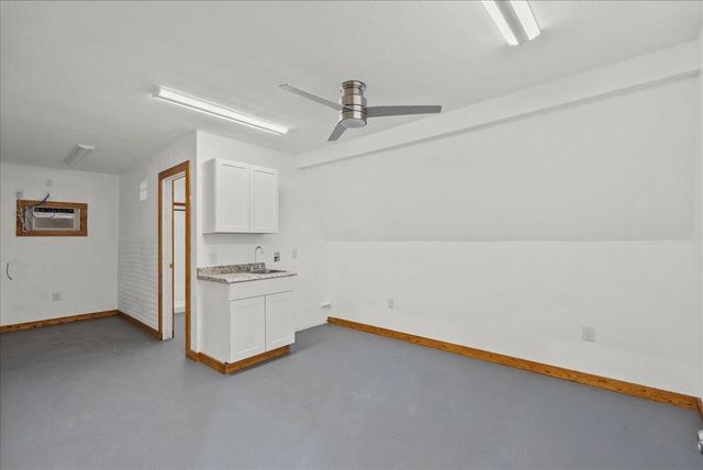 6910 Avenue V, Santa Fe, TX 77510