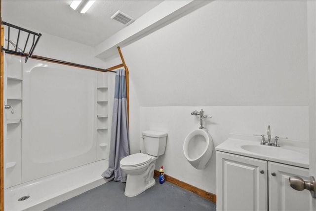 6910 Avenue V, Santa Fe, TX 77510