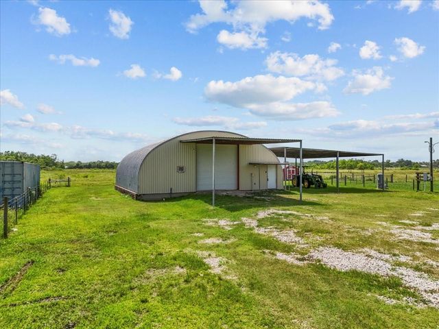 6910 Avenue V, Santa Fe, TX 77510