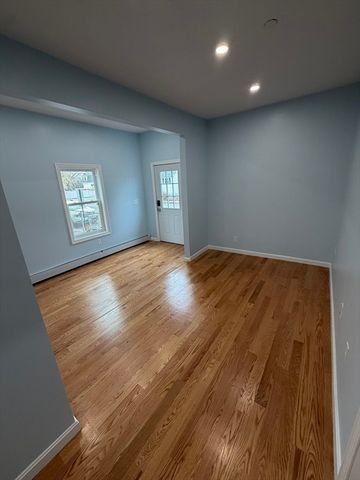 57 Oak Island St 1, Revere, MA 02151